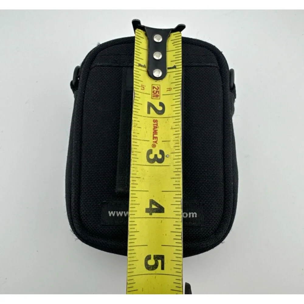 Lowepro Camera Bag Pouch Small Compact Black Z5 with belt loop and front pocket